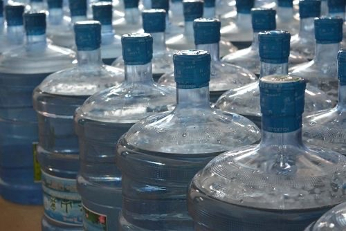 疫情再次凸顯桶裝水弊端，凈水器成家庭健康飲水主趨勢